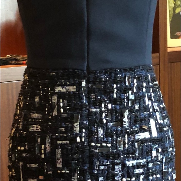 Oscar de La Renta sleeveless dress Tags removed. Elegant with a bit of fun - Picture 8 of 9
